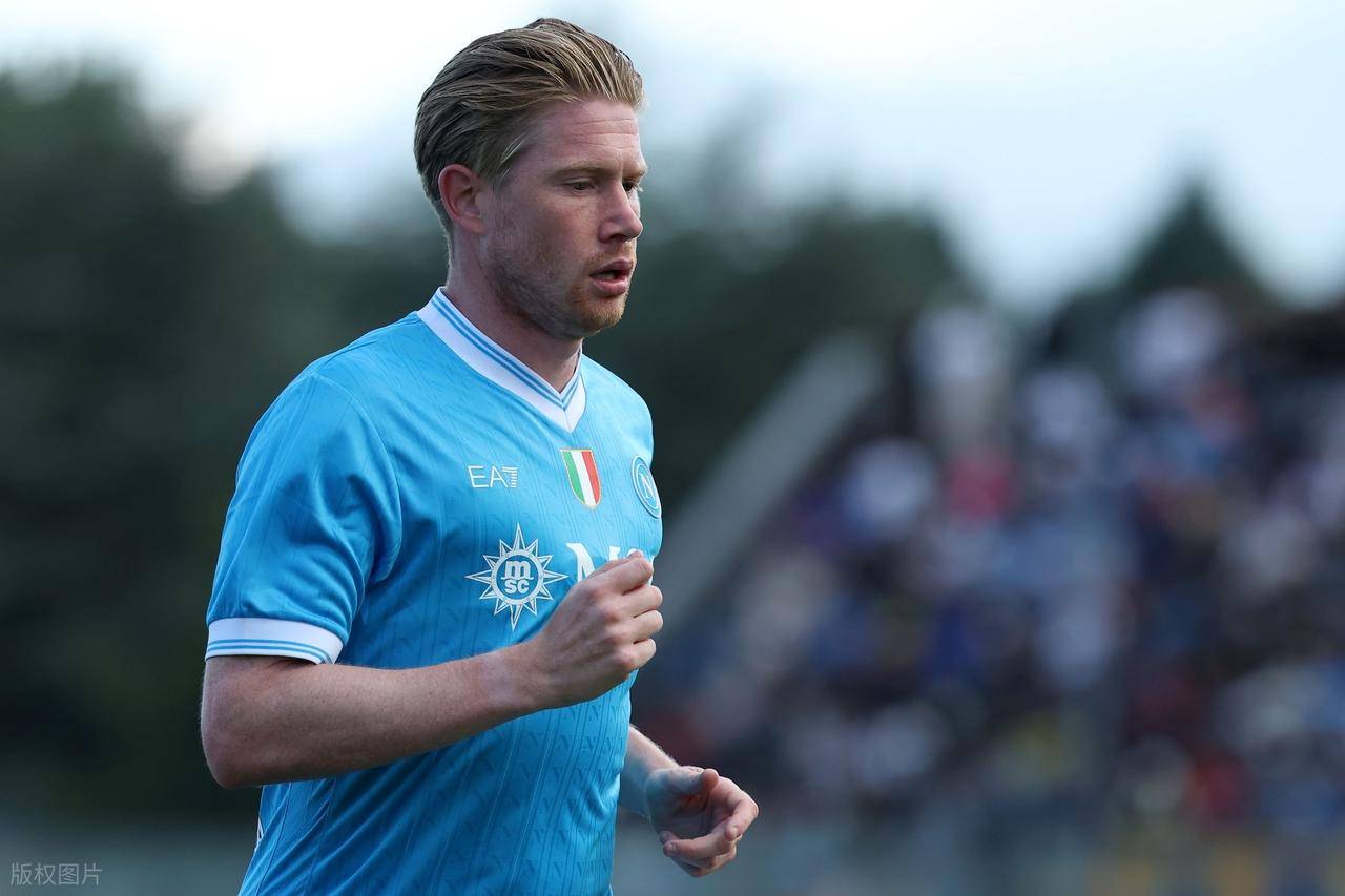 孔帕尼：卡尔能否和梅西相比？我们只想让他成为最好的卡尔（孔帕尼：卡尔能否与梅西比肩？我们只希望他做最好的卡尔）