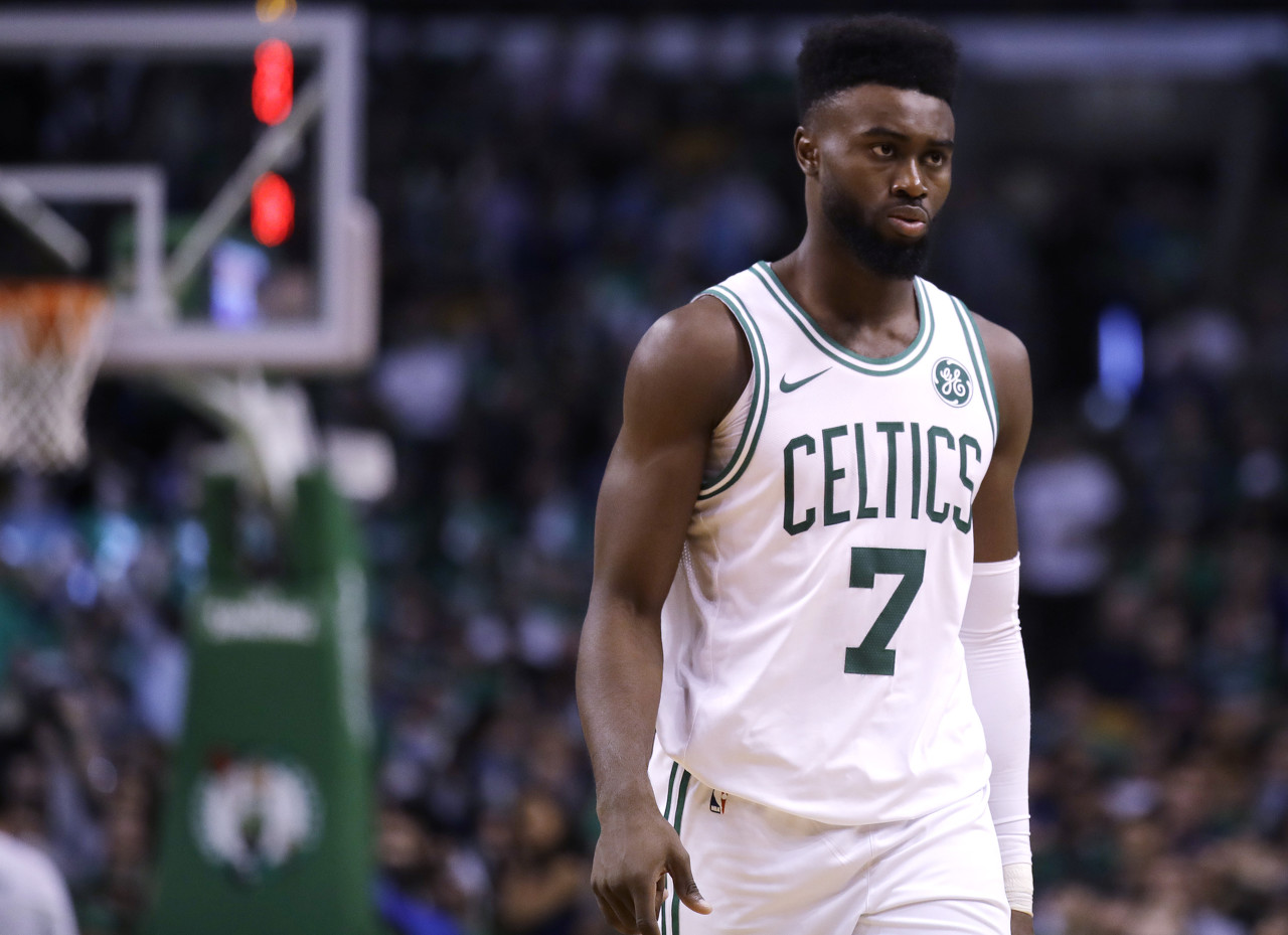 马刺主帅：文班很可能在下场面对雷霆时复出（马刺主帅：文班有望在下一战对阵雷霆时复出）