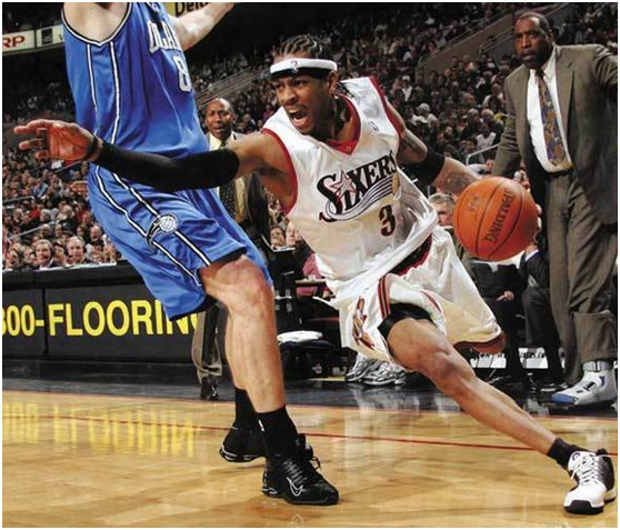 半场战报：汉堡1-0斯图加特，格拉策尔破门（半场：汉堡暂1-0领先斯图加特，格拉策尔建功）