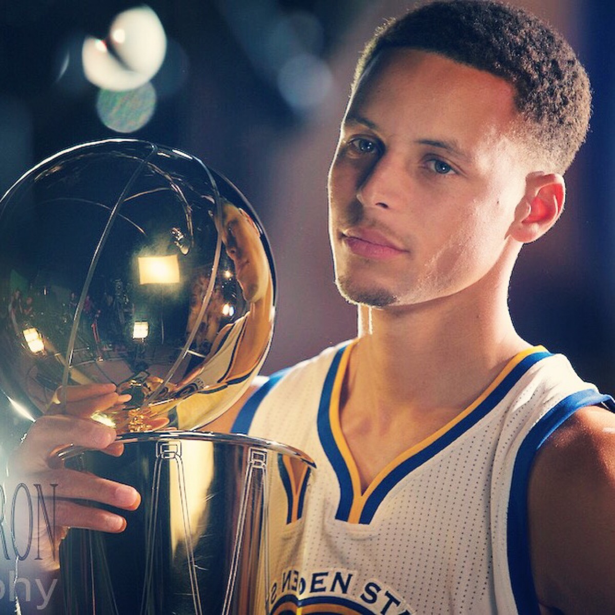 球迷提前退场！斯洛特下课倒计时 伊萨克遭遇119年之耻（球迷提前散场！斯洛特帅位告急倒计时 伊萨克创119年最尴尬纪录）