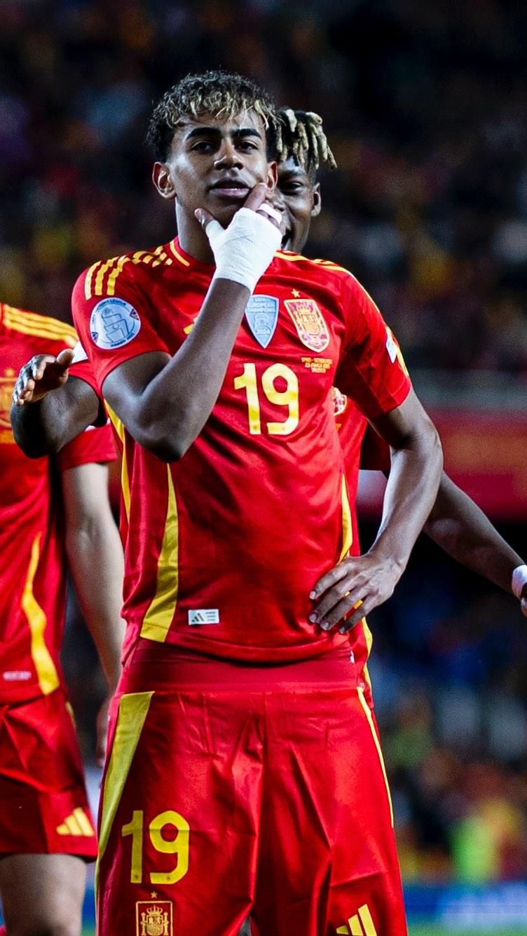 欧冠前瞻：尤文本季攻强守弱，帕福斯客战能力出色（欧冠前瞻：尤文锋线火力十足防守存隐忧，帕福斯客场表现抢眼）