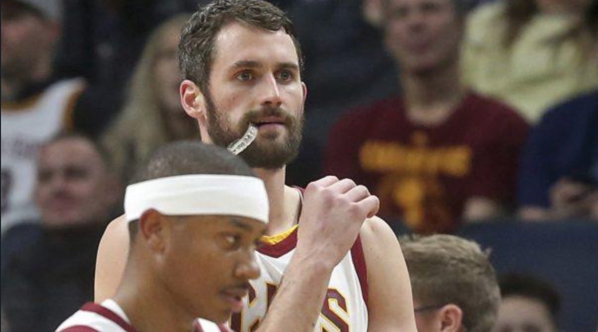 巴列卡诺前锋：为波兰效力将是种荣誉，不知能否实现（巴列卡诺前锋：若能为波兰出战将深感荣幸，能否成行尚未可知）