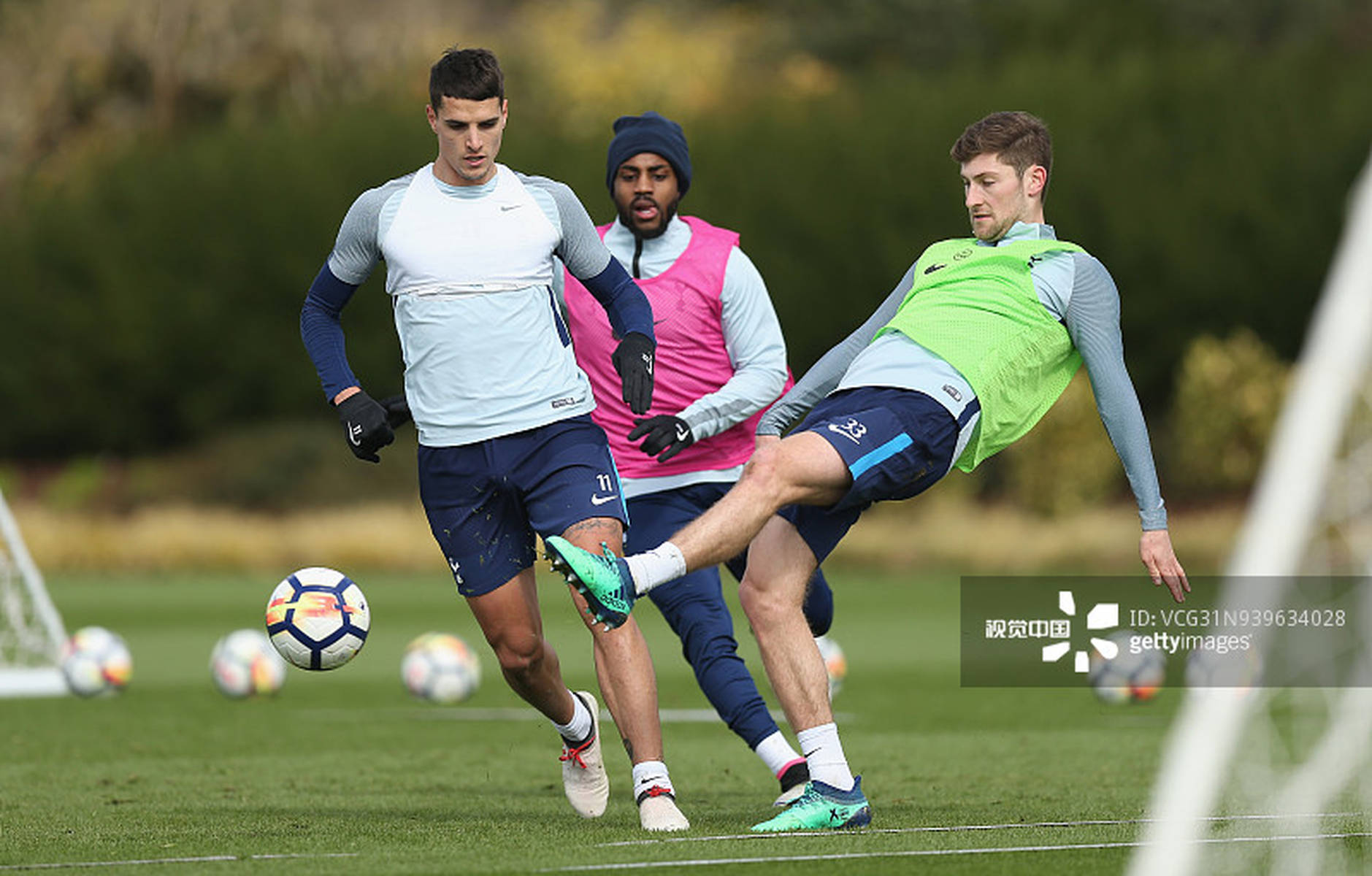 德天空：除拜仁外所有德甲俱乐部均有意波鸿19岁中场伦茨（德国天空体育：拜仁之外的德甲球队均有意波鸿19岁中场伦茨）