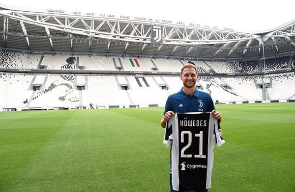 每体：西甲联盟将于本周五检查诺坎普的球场设施（每体：西甲联盟本周五将对诺坎普球场设施进行检查）