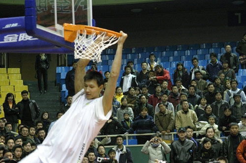 CBA球员专访：郭艾伦谈赛季目标,（CBA专访郭艾伦：畅谈赛季目标）