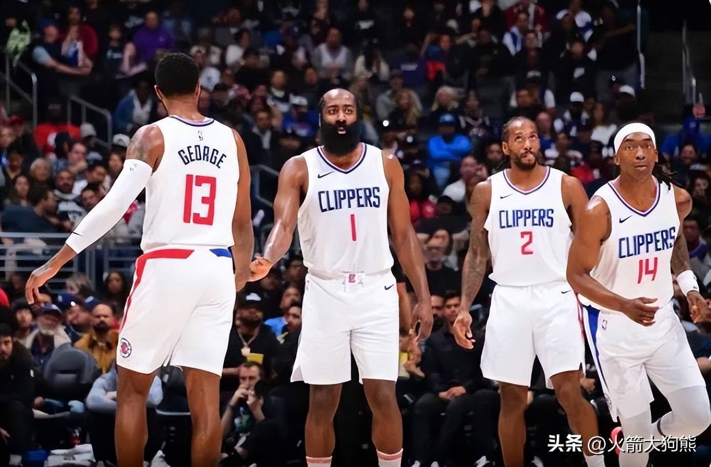 自2013年3月以来，巴萨首次连续10场比赛没零封对手（巴萨自2013年3月后首次连续10场未零封）